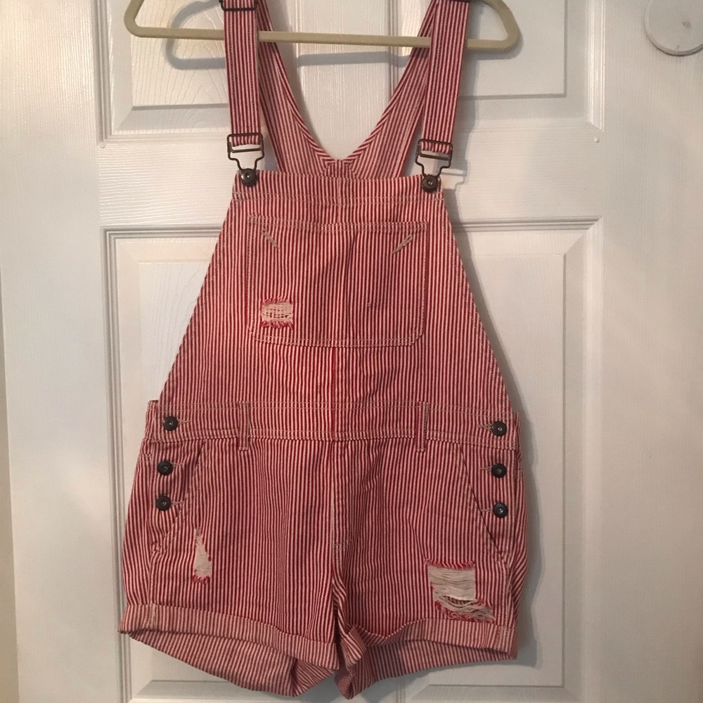 Forever 21 overall shorts